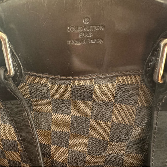 Louis Vuitton Trevi Handbag - Picture 1 of 12